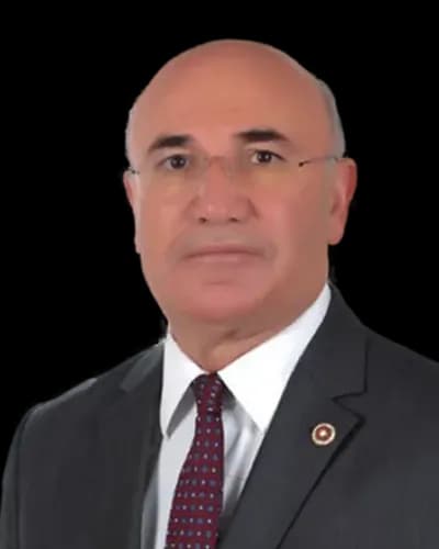 Mahmut Tanal fotoğrafı