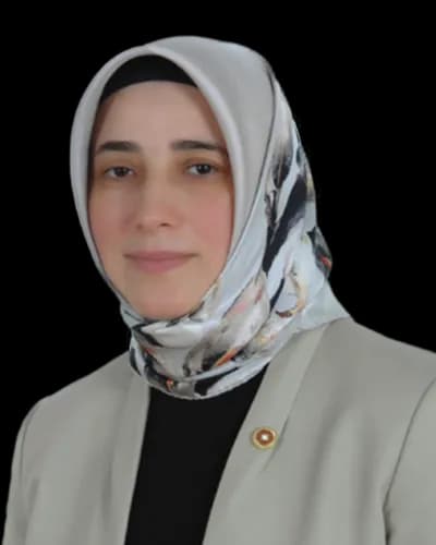 Özlem Zengin fotoğrafı