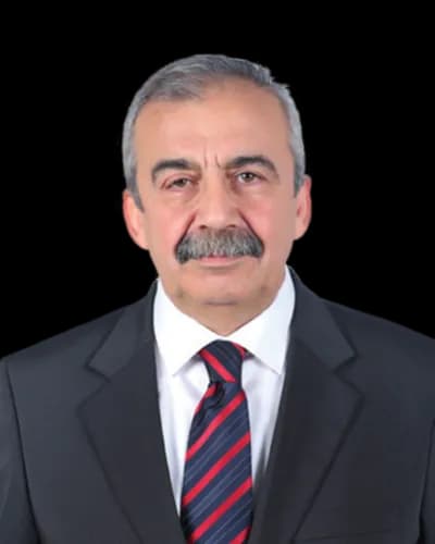 Sırrı Süreyya Önder fotoğrafı