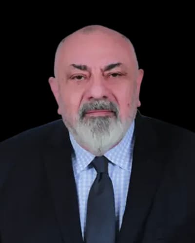 Yıldırım Tuğrul Türkeş fotoğrafı